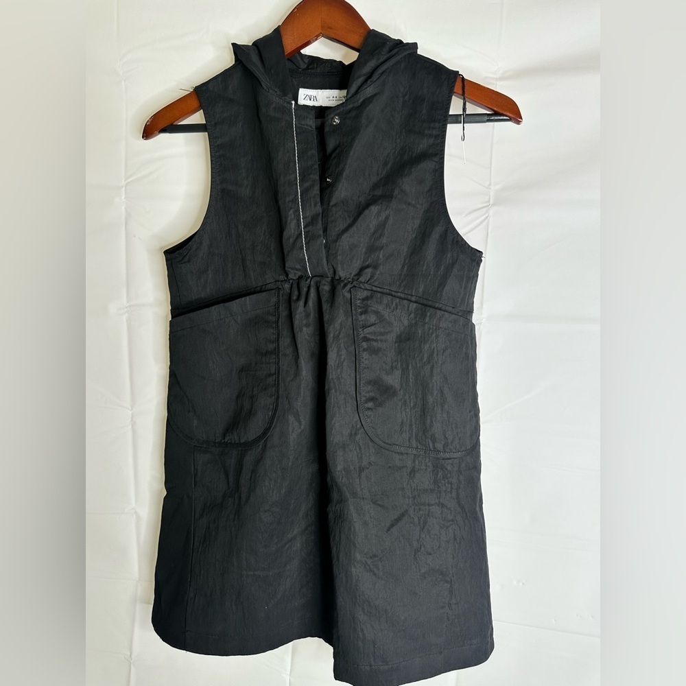 Zara Black Sleeveless Hooded girls  Dress size 8-9